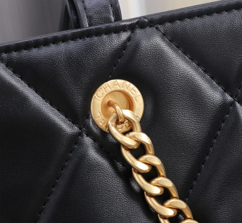 Ch**el shopping bags
